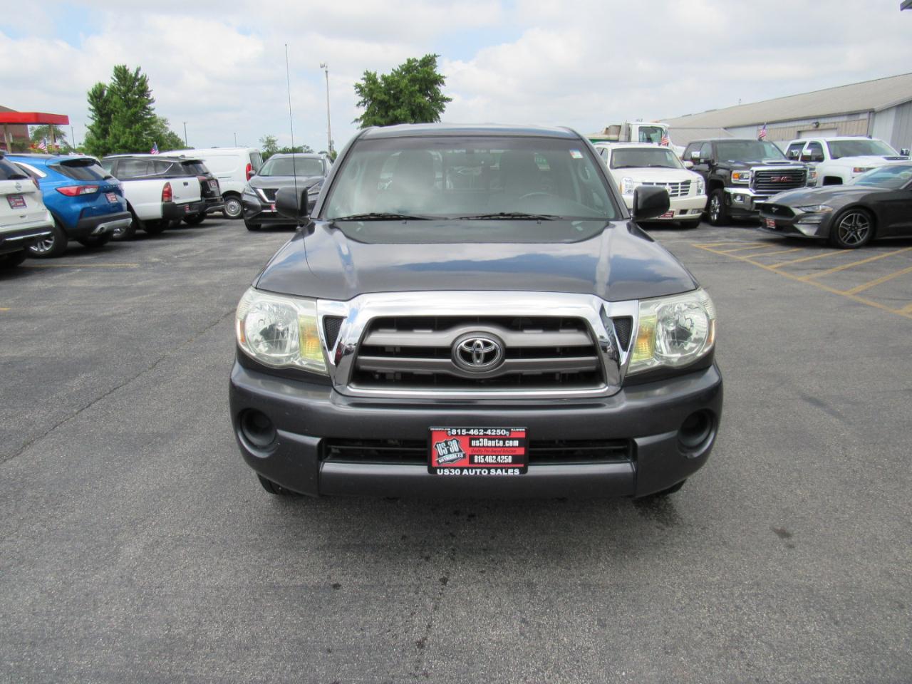Toyota Tacoma 4WD Access Cab I4 AT SR (Natl) 2010
