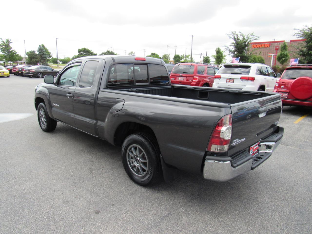 Toyota Tacoma 4WD Access Cab I4 AT SR (Natl) 2010