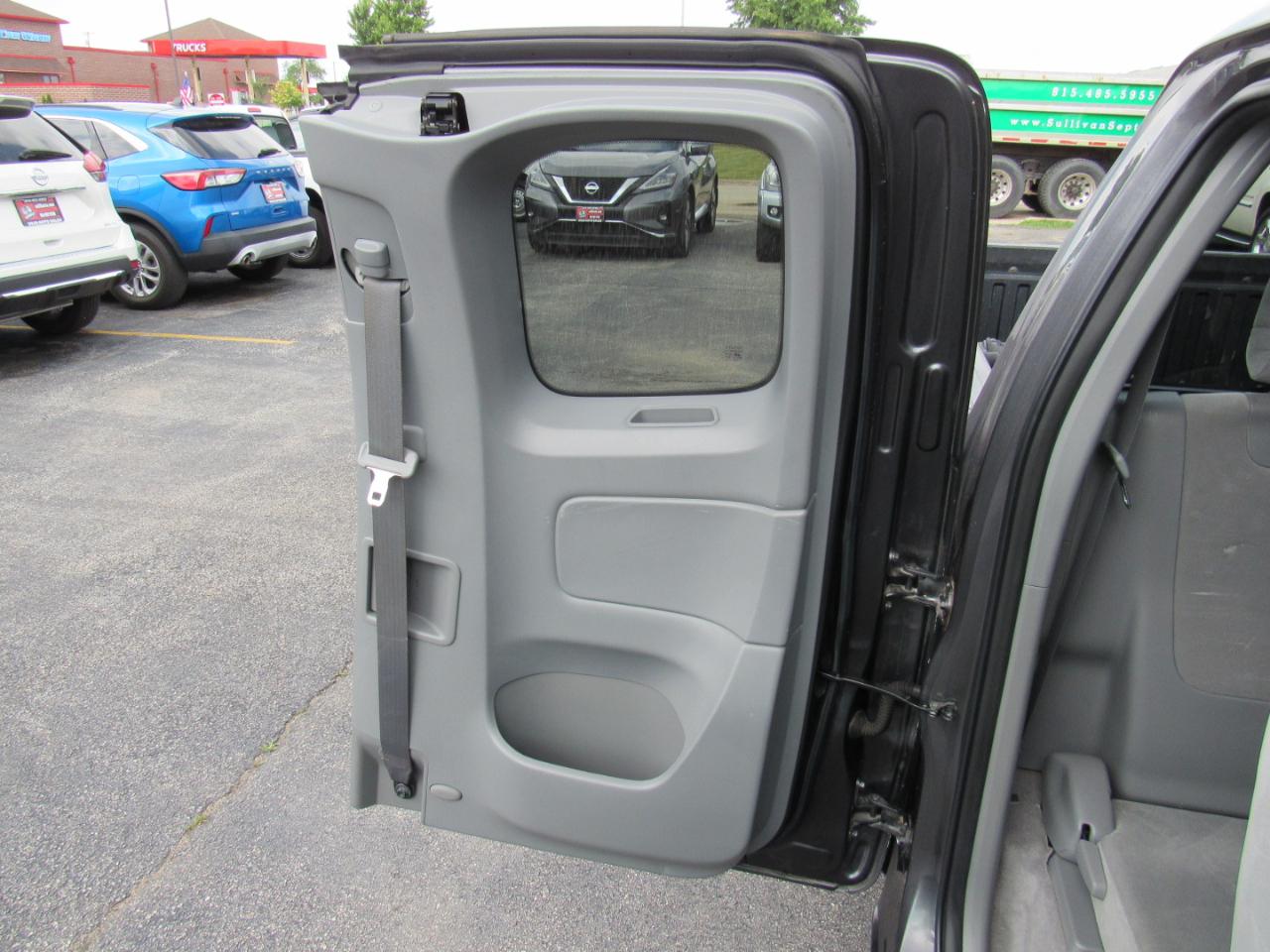 Toyota Tacoma 4WD Access Cab I4 AT SR (Natl) 2010