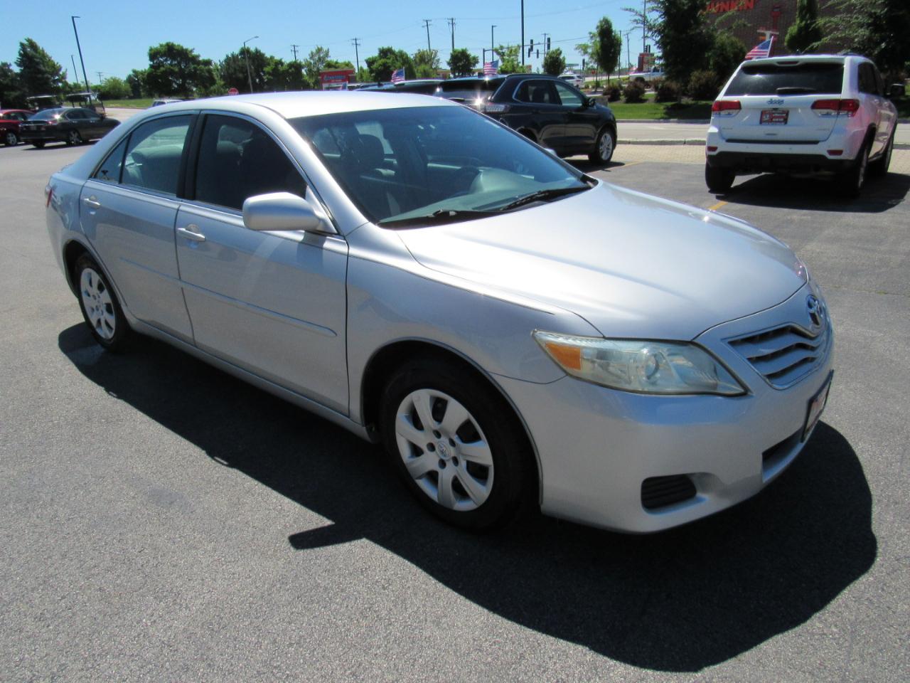 Toyota Camry 4dr Sdn I4 Auto LE (Natl) 2011