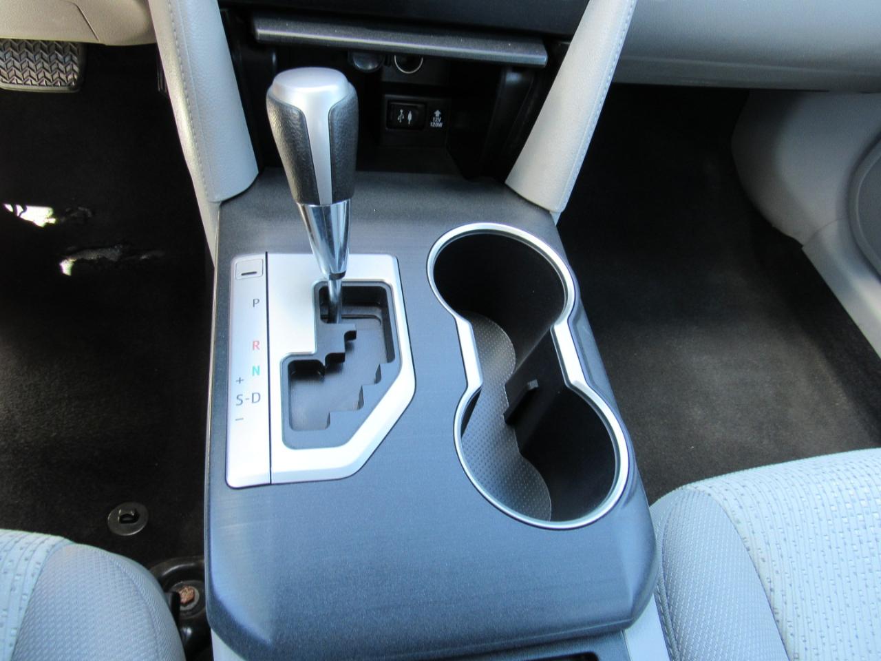 Toyota Camry 2014.5 4dr Sdn I4 Auto SE Sport (Natl) 2014