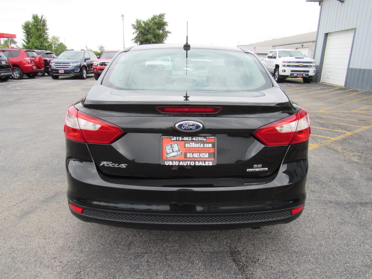 Ford Focus 4dr Sdn SE 2014