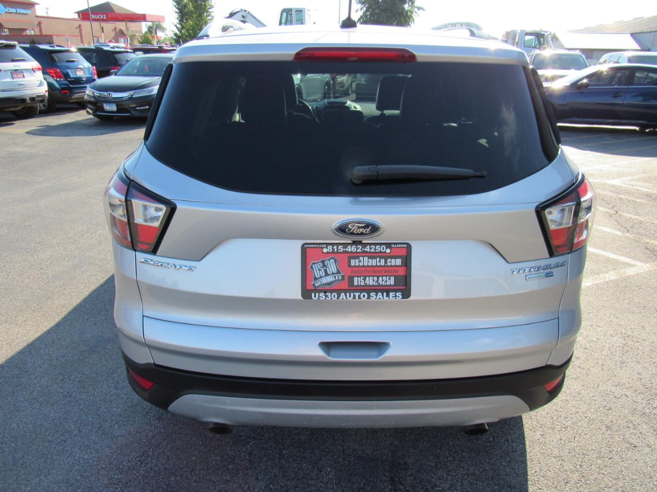 Ford Escape Titanium 4WD 2017