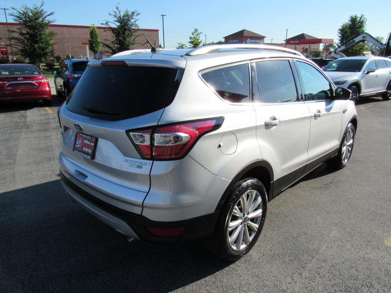 Ford Escape Titanium 4WD 2017