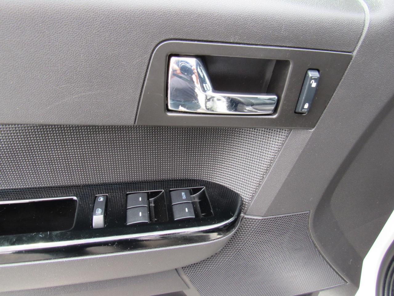 Ford Escape 4WD 4dr V6 Auto Limited 2009