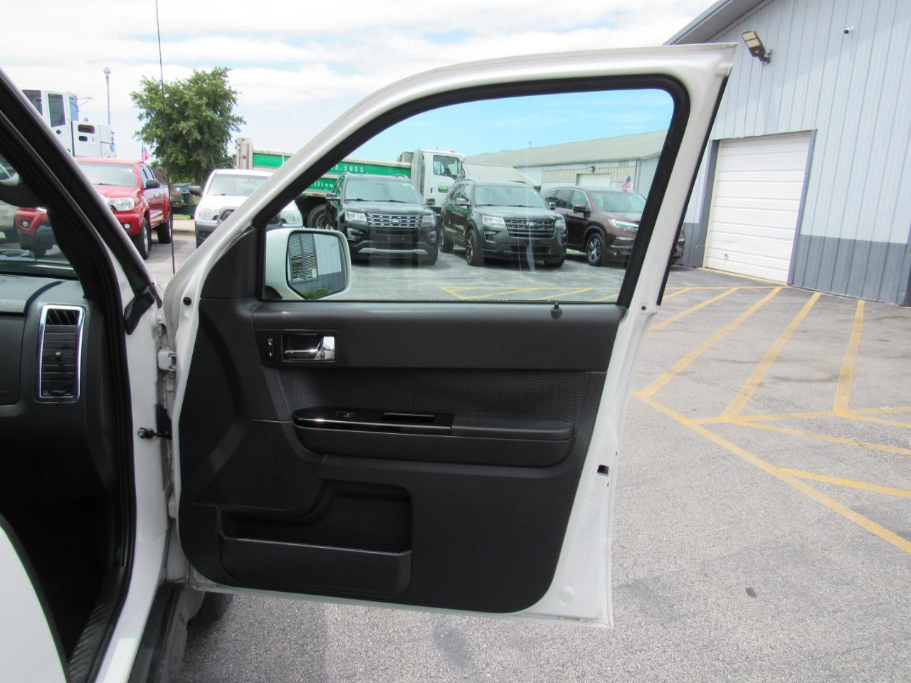Ford Escape 4WD 4dr V6 Auto Limited 2009