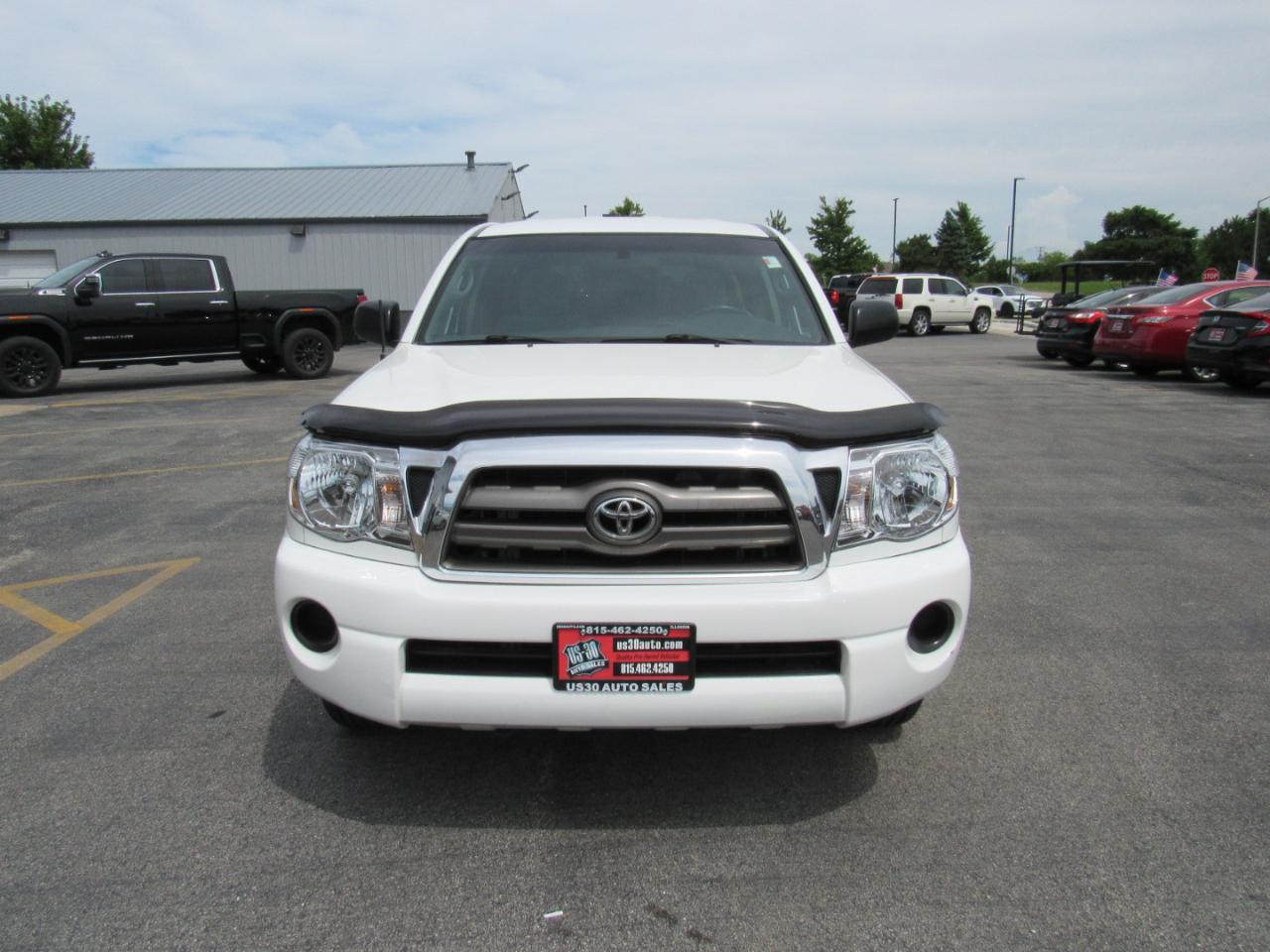 Toyota Tacoma 2WD Access I4 MT (Natl) 2009