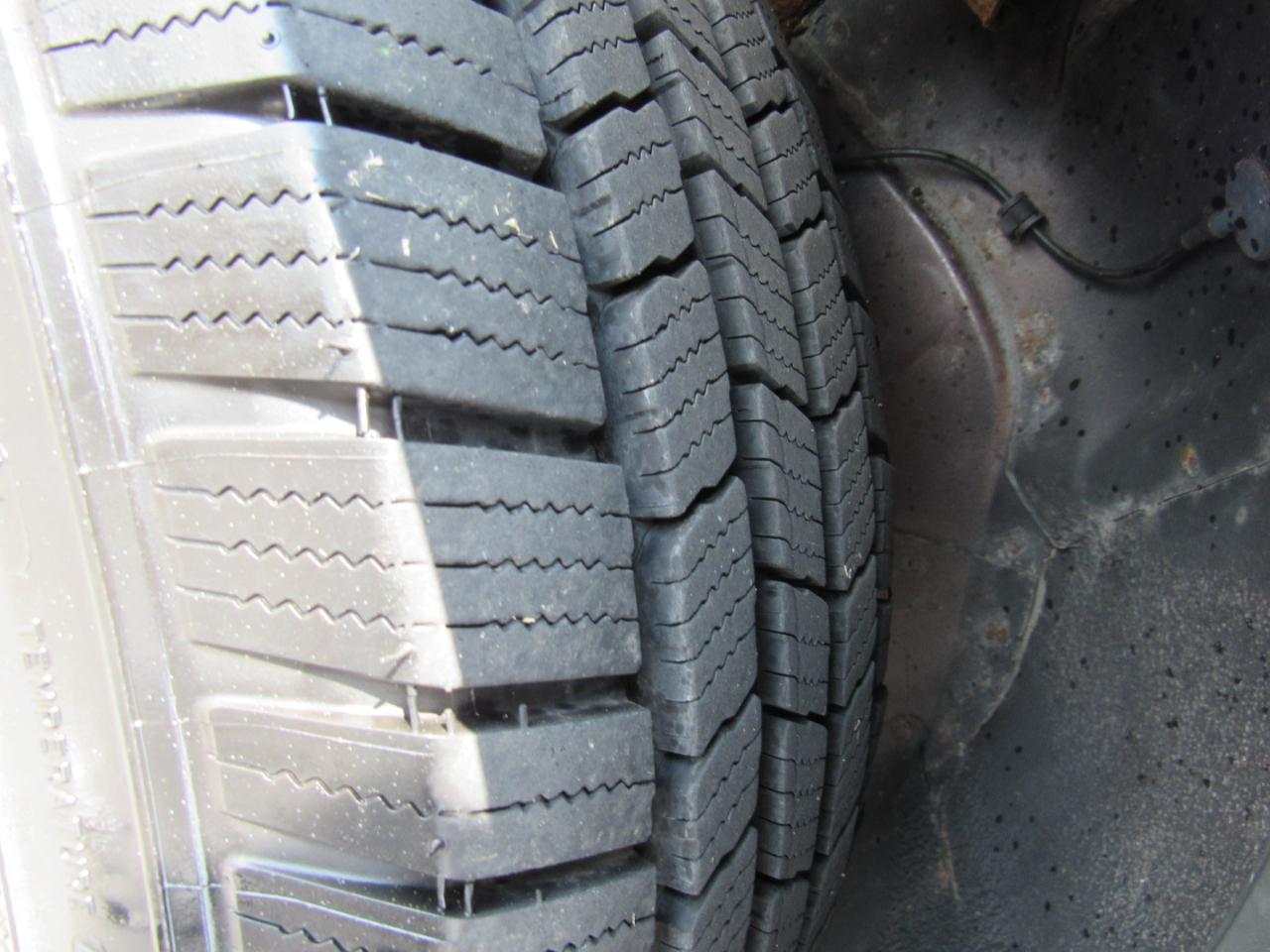 Ford Escape 4WD 4dr XLT 2012