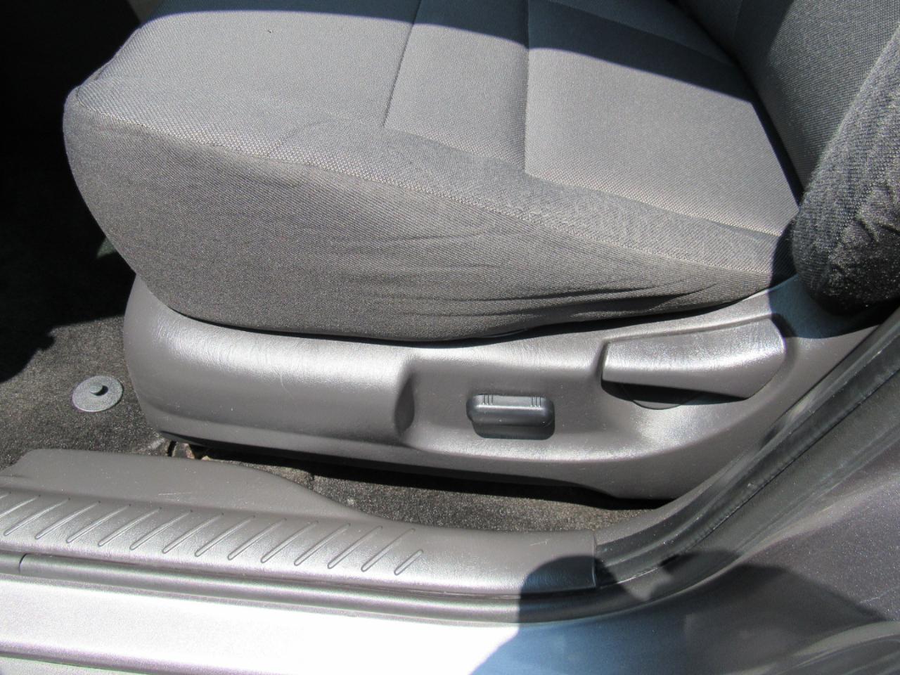 Ford Escape 4WD 4dr XLT 2012