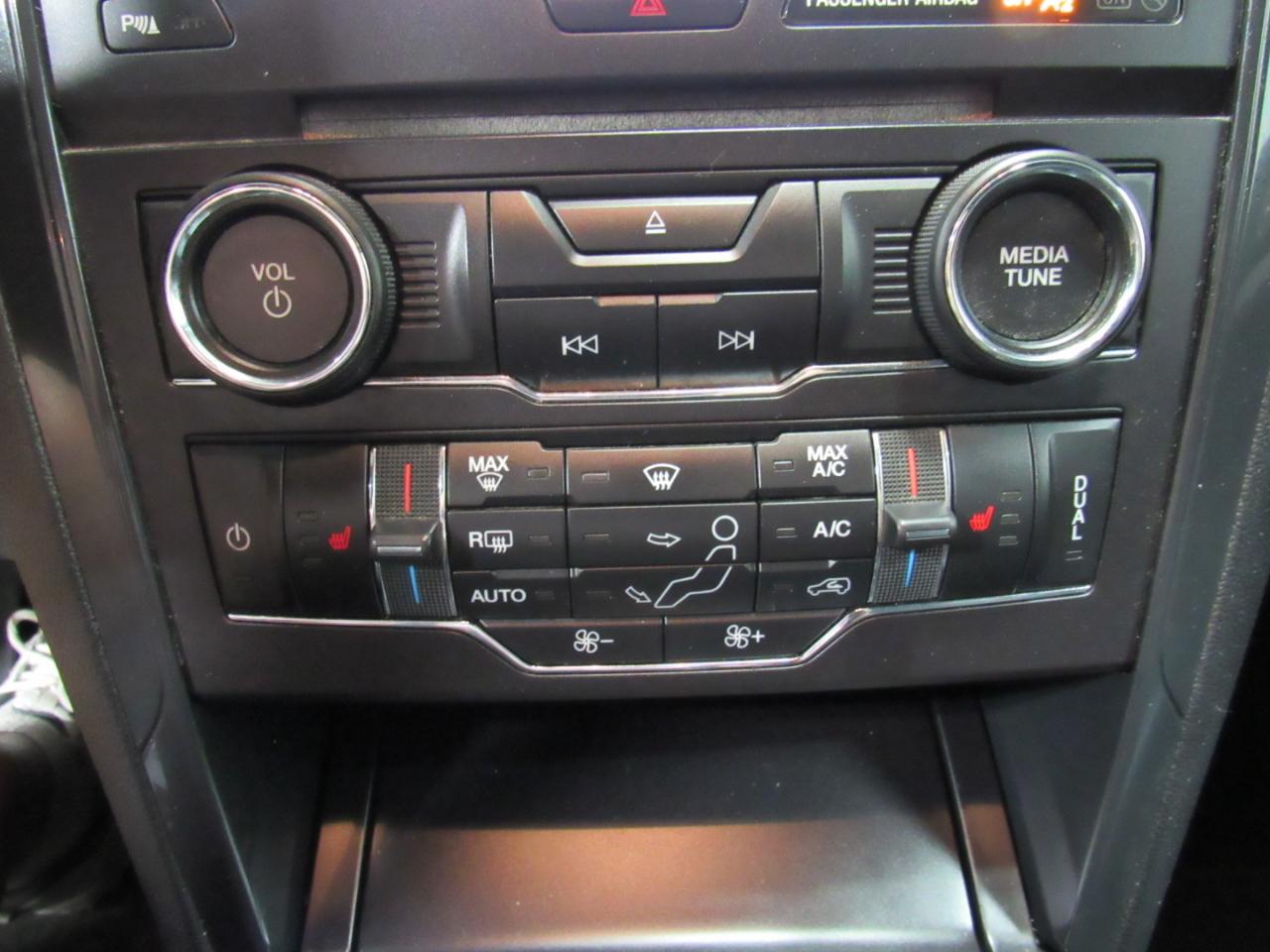 Ford Explorer XLT 4WD 2017