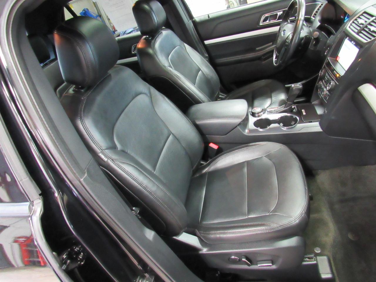 Ford Explorer XLT 4WD 2017
