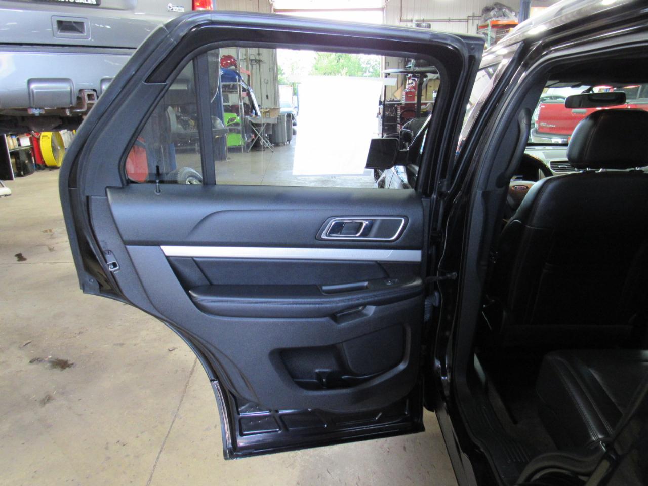 Ford Explorer XLT 4WD 2017