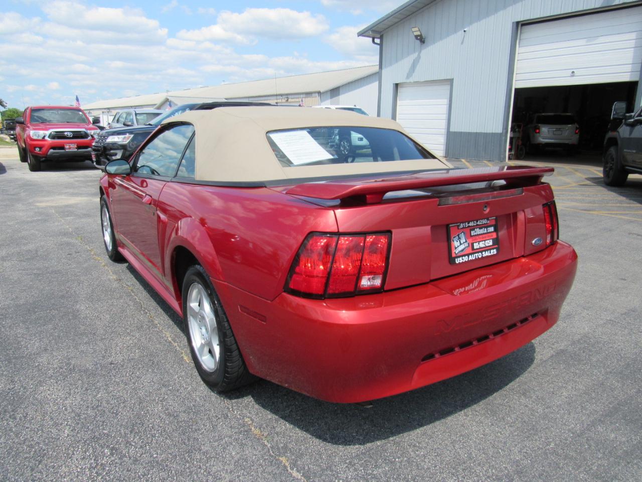 Ford Mustang 2dr Convertible Premium 2002