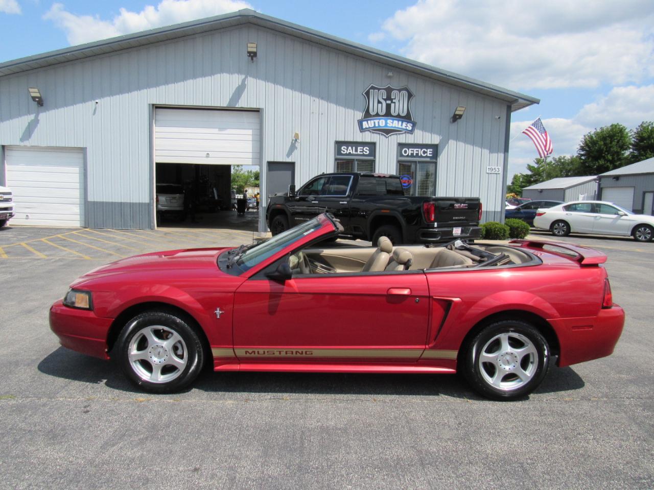 Ford Mustang 2dr Convertible Premium 2002