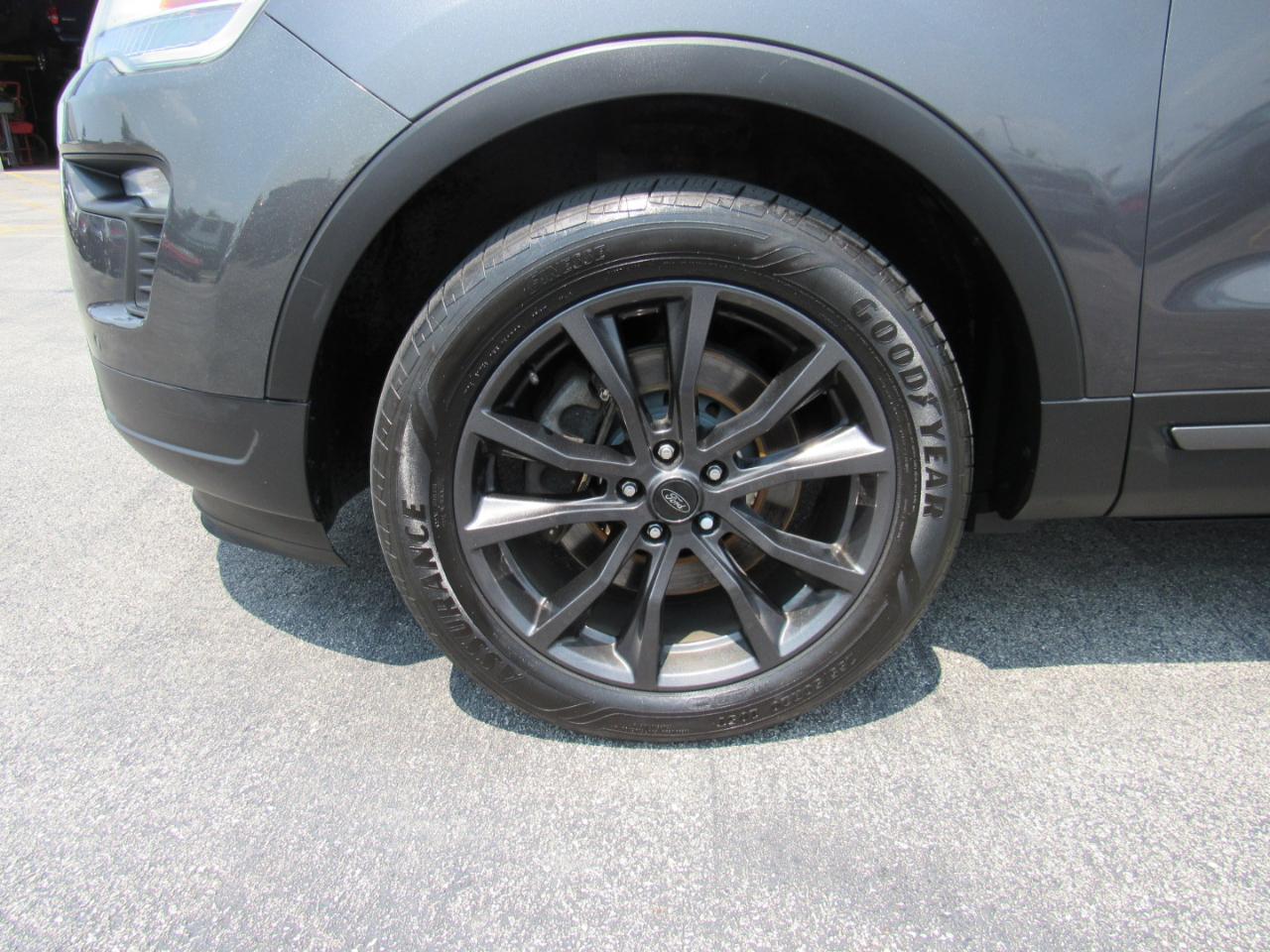 Ford Explorer XLT 4WD 2019