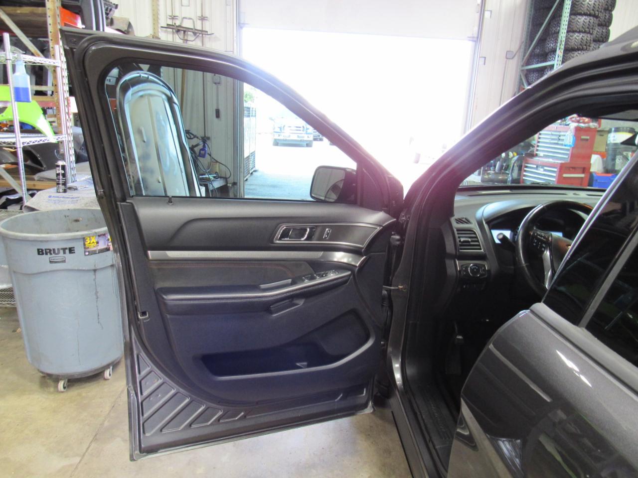 Ford Explorer XLT 4WD 2019