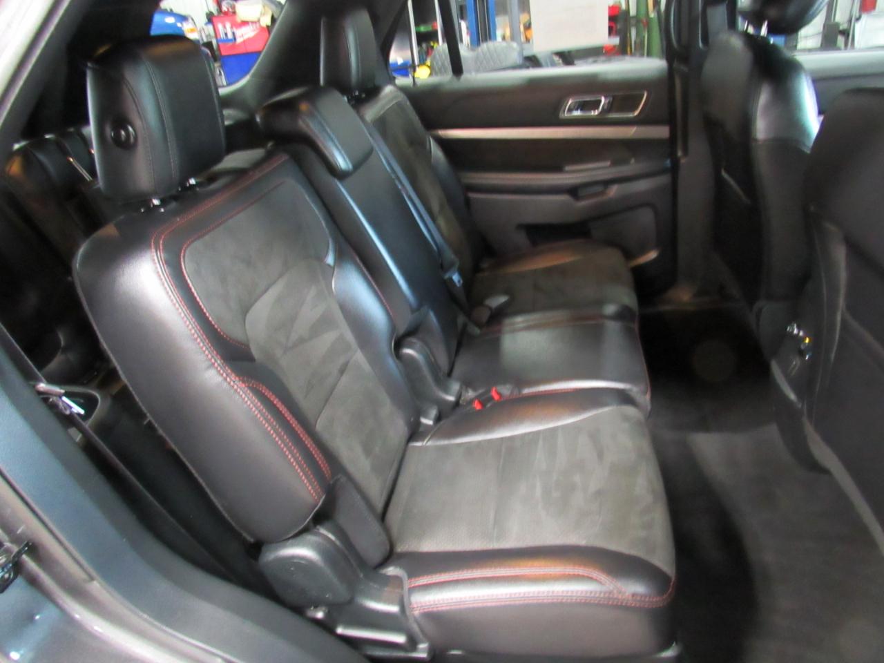 Ford Explorer XLT 4WD 2019