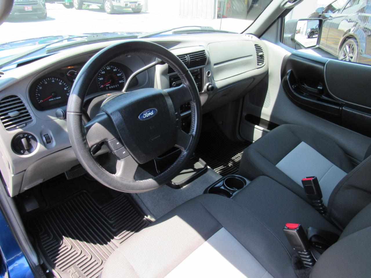 Ford Ranger 2WD 2dr SuperCab 126" XLT 2011