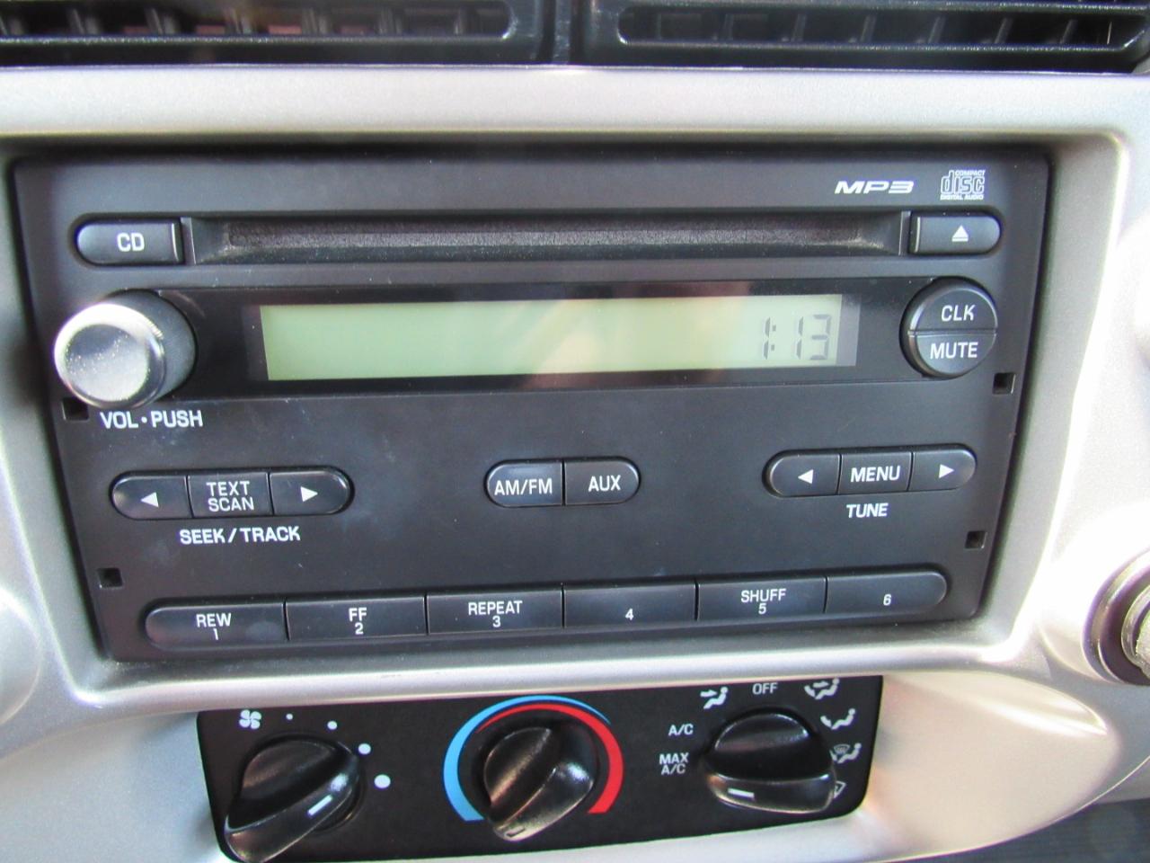 Ford Ranger 2WD 2dr SuperCab 126" XLT 2011