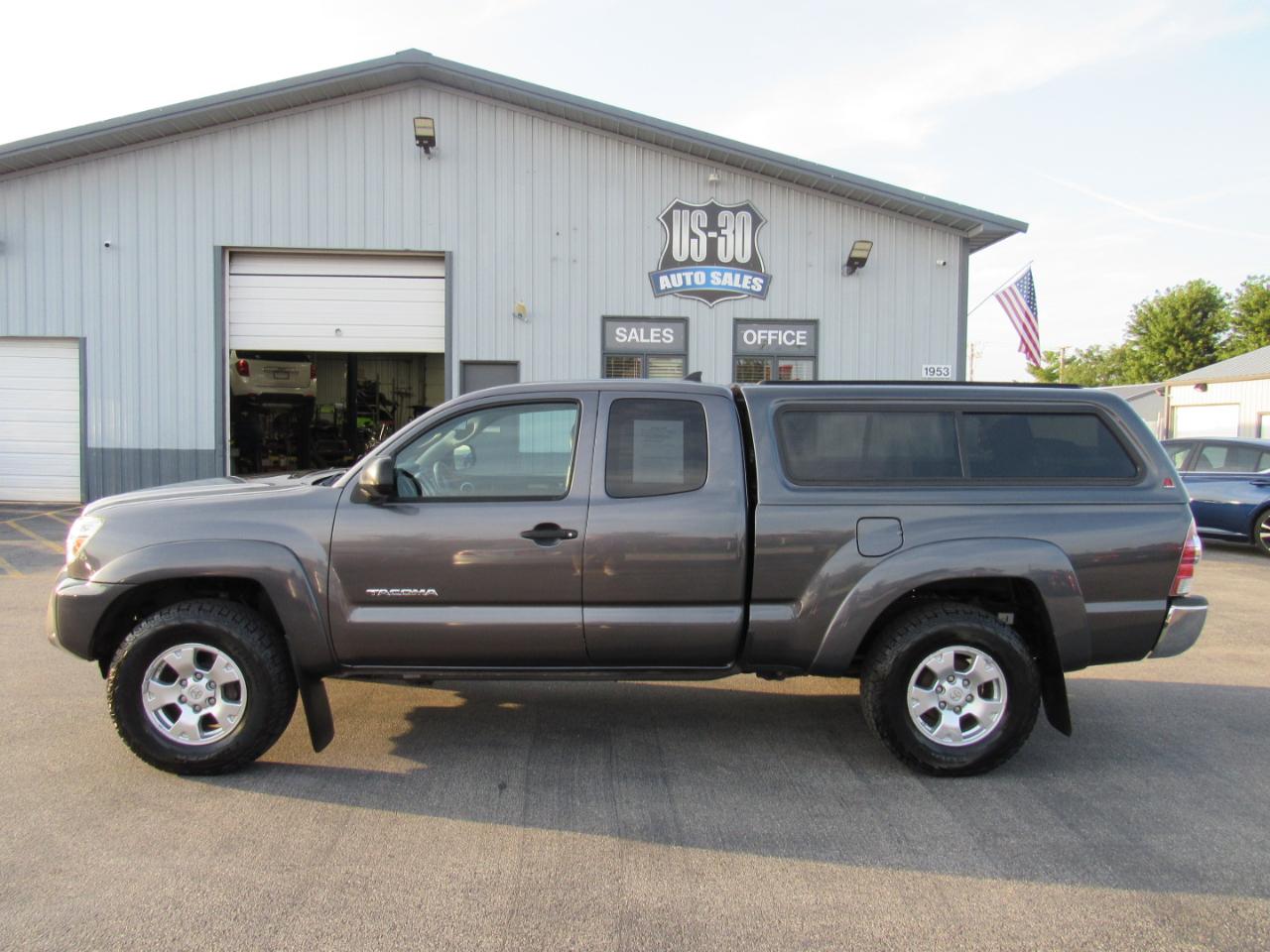 Toyota Tacoma 4WD Access Cab I4 AT (Natl) 2014