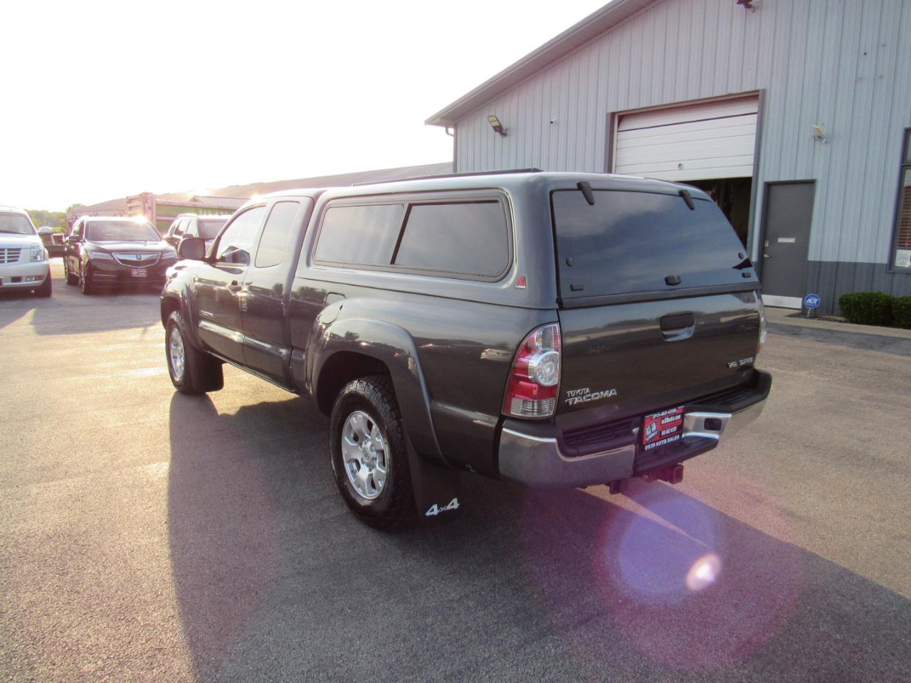 Toyota Tacoma 4WD Access Cab I4 AT (Natl) 2014