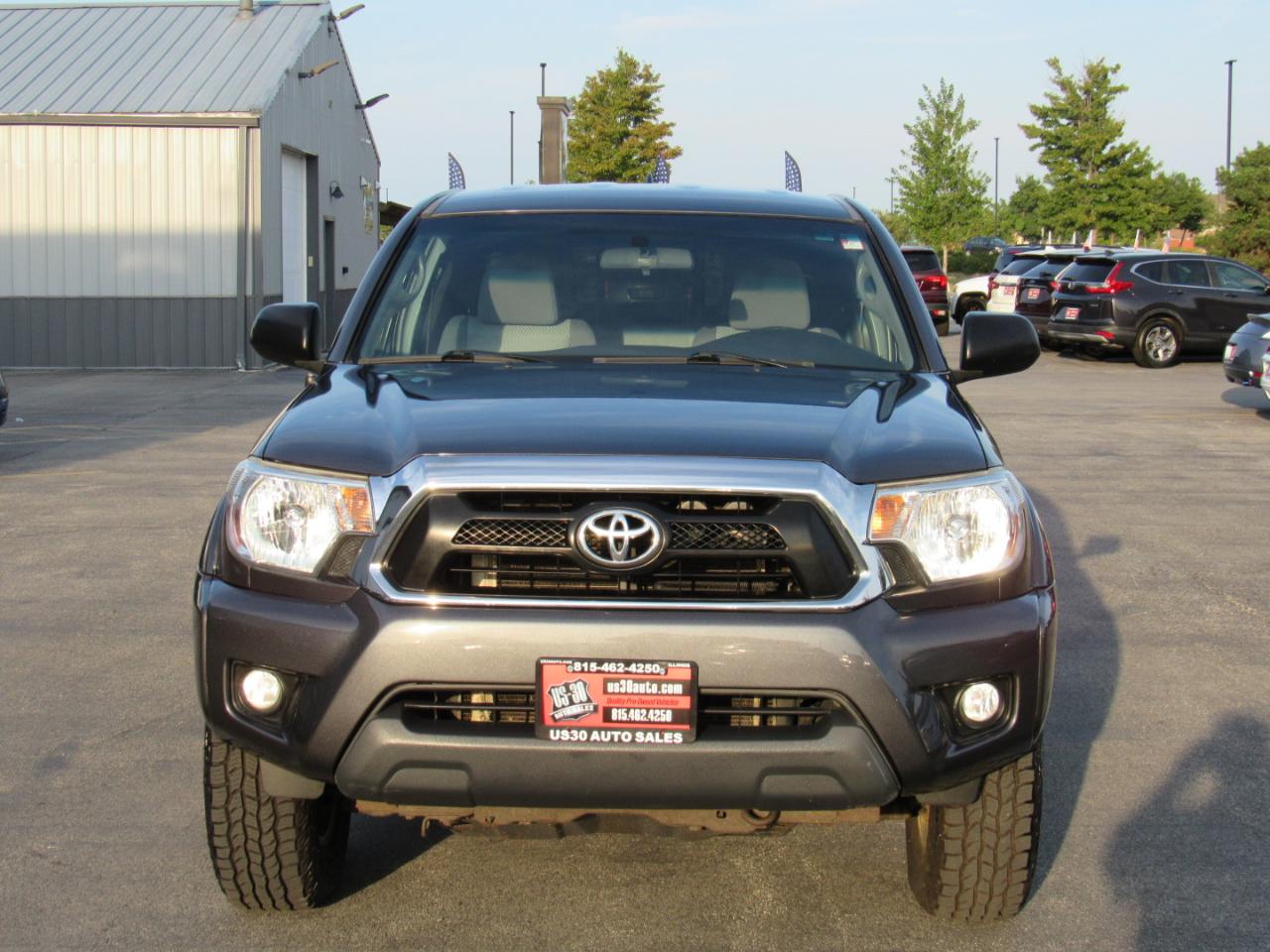 Toyota Tacoma 4WD Access Cab I4 AT (Natl) 2014