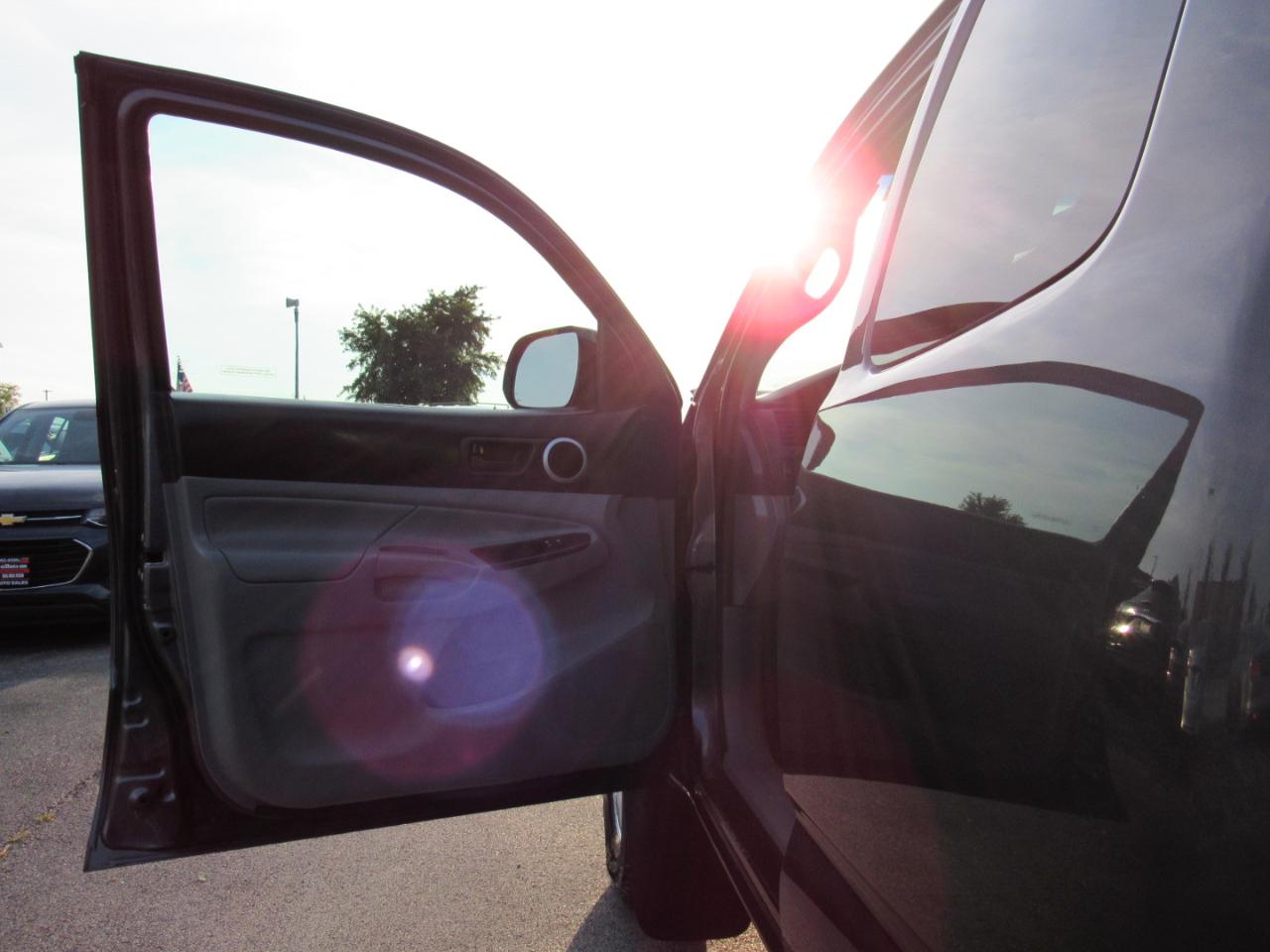 Toyota Tacoma 4WD Access Cab I4 AT (Natl) 2014
