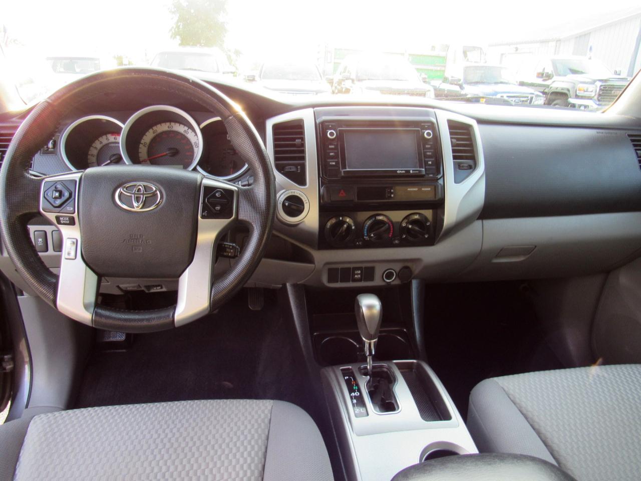 Toyota Tacoma 4WD Access Cab I4 AT (Natl) 2014