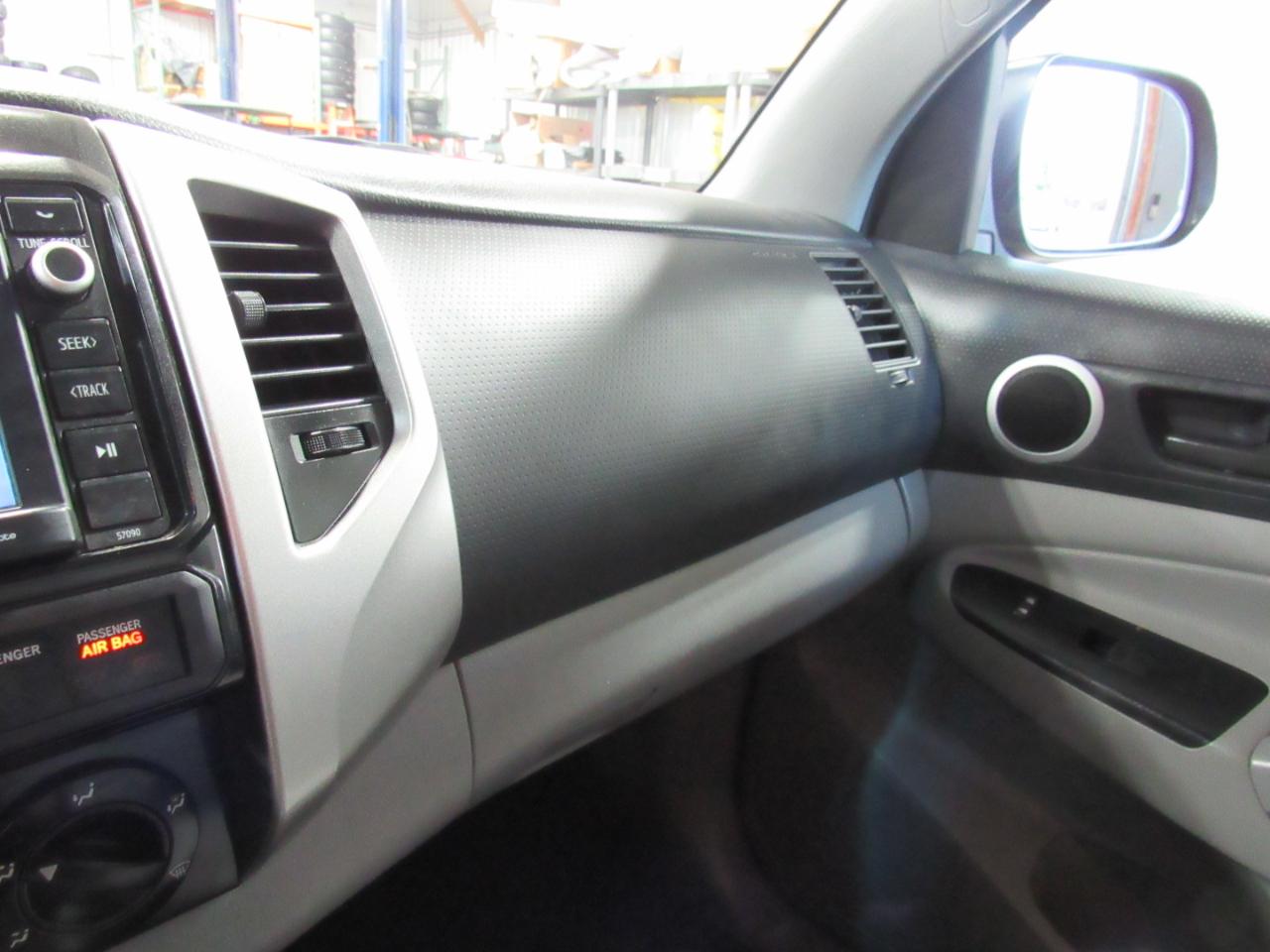 Toyota Tacoma 4WD Access Cab I4 AT (Natl) 2014
