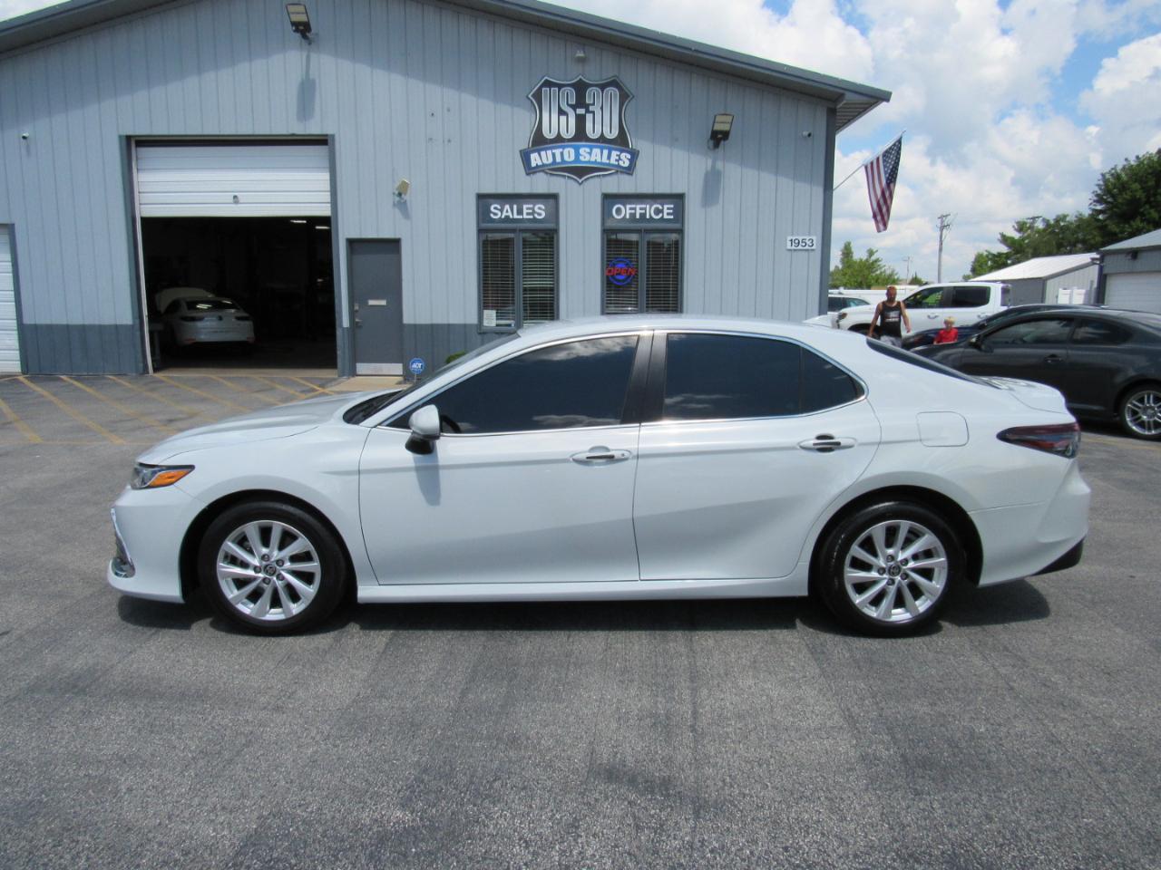 Toyota Camry LE Auto (Natl) 2023
