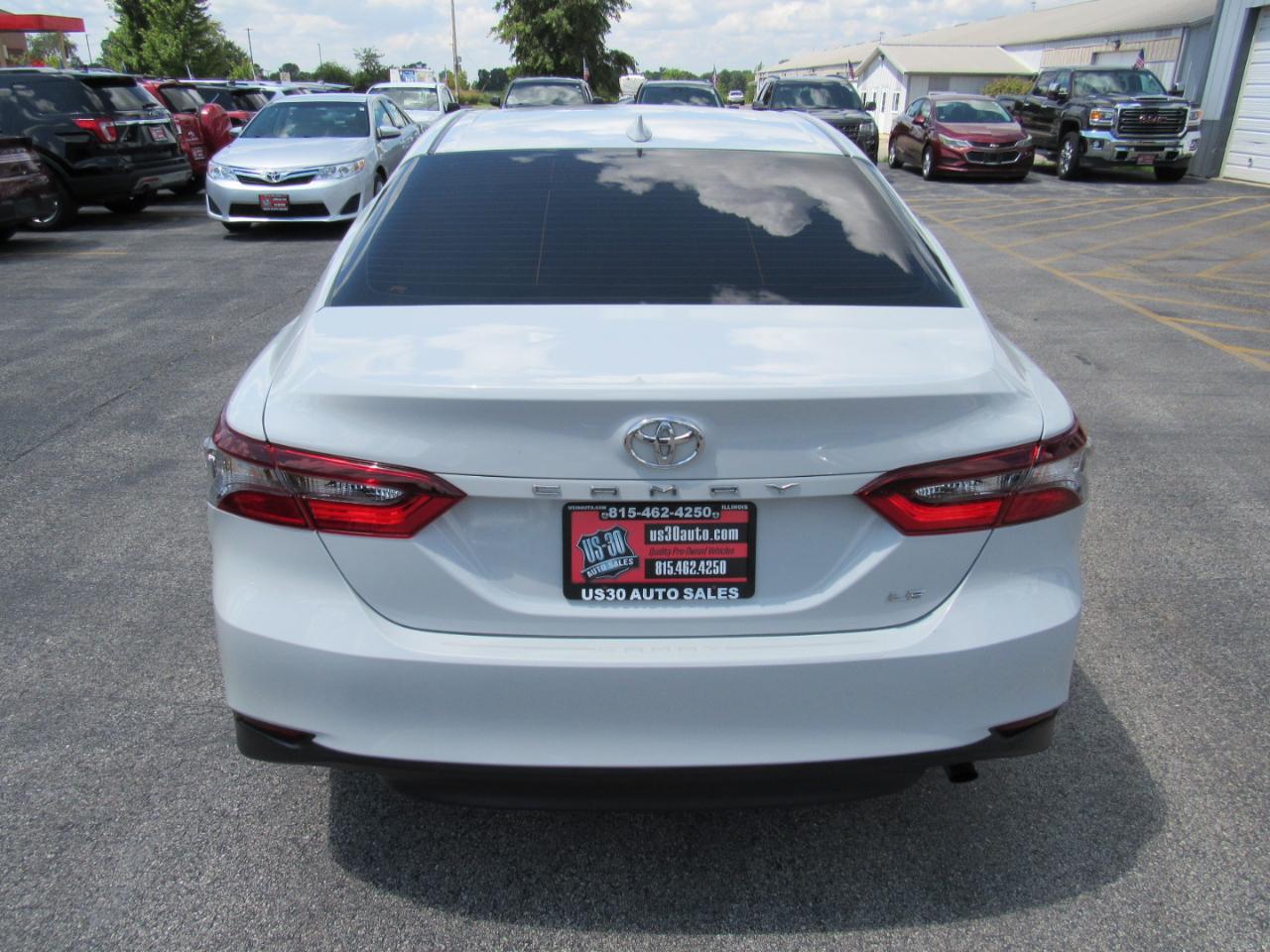 Toyota Camry LE Auto (Natl) 2023