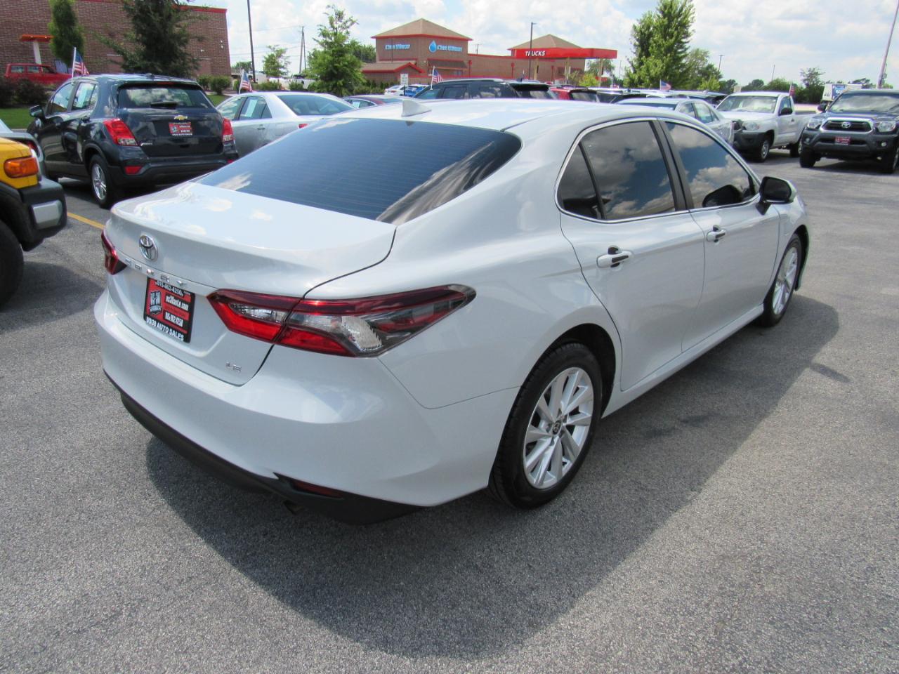 Toyota Camry LE Auto (Natl) 2023