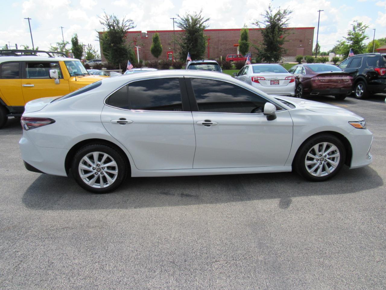 Toyota Camry LE Auto (Natl) 2023