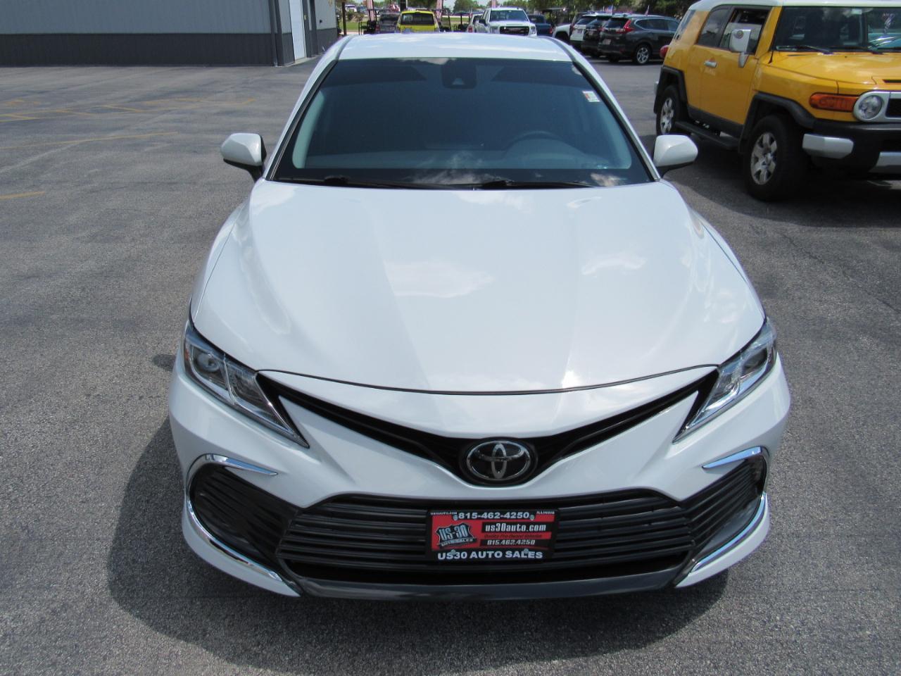 Toyota Camry LE Auto (Natl) 2023