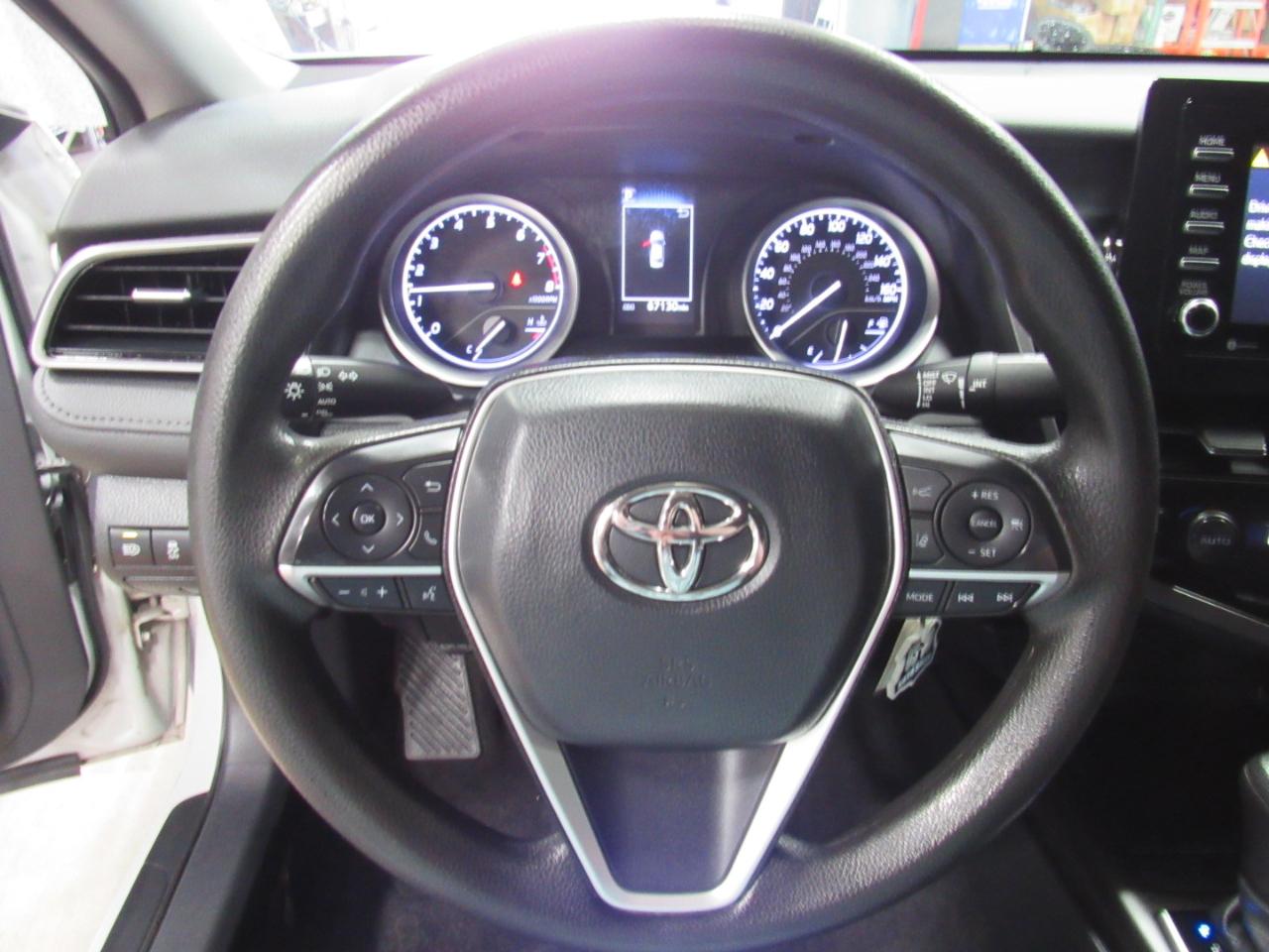 Toyota Camry LE Auto (Natl) 2023