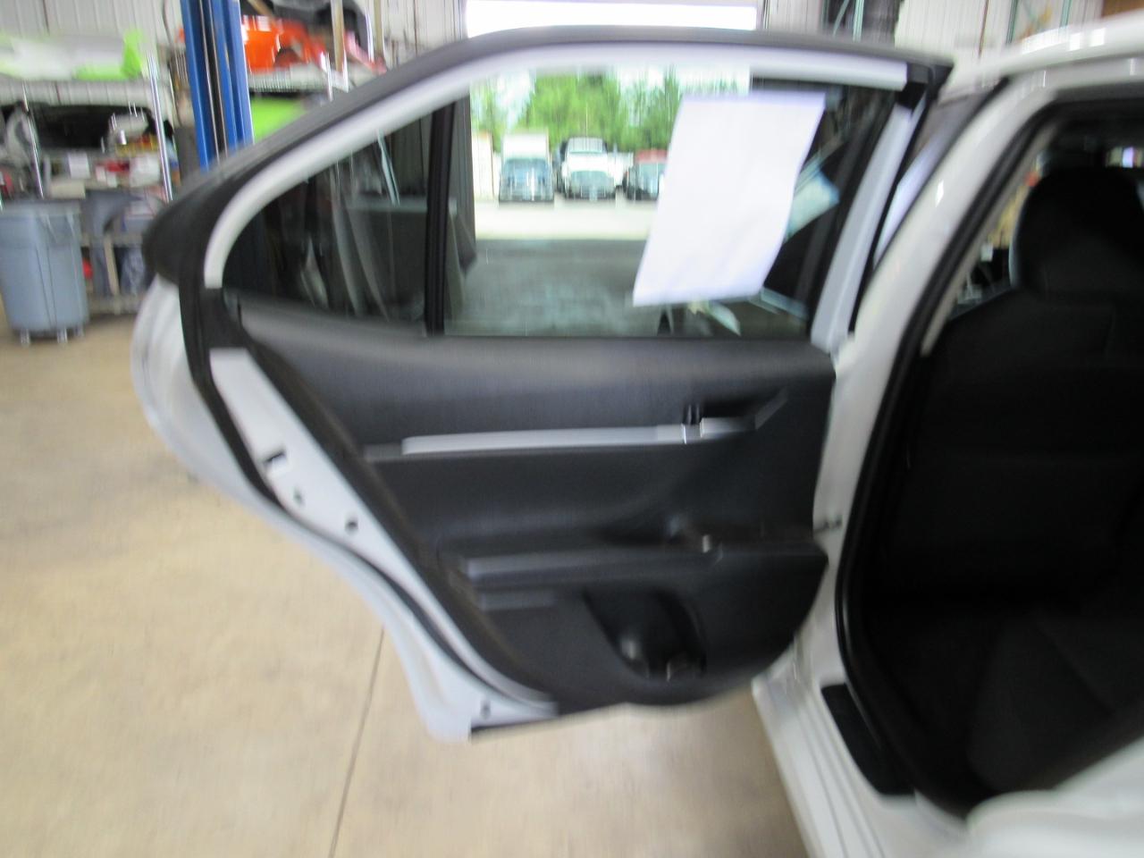 Toyota Camry LE Auto (Natl) 2023