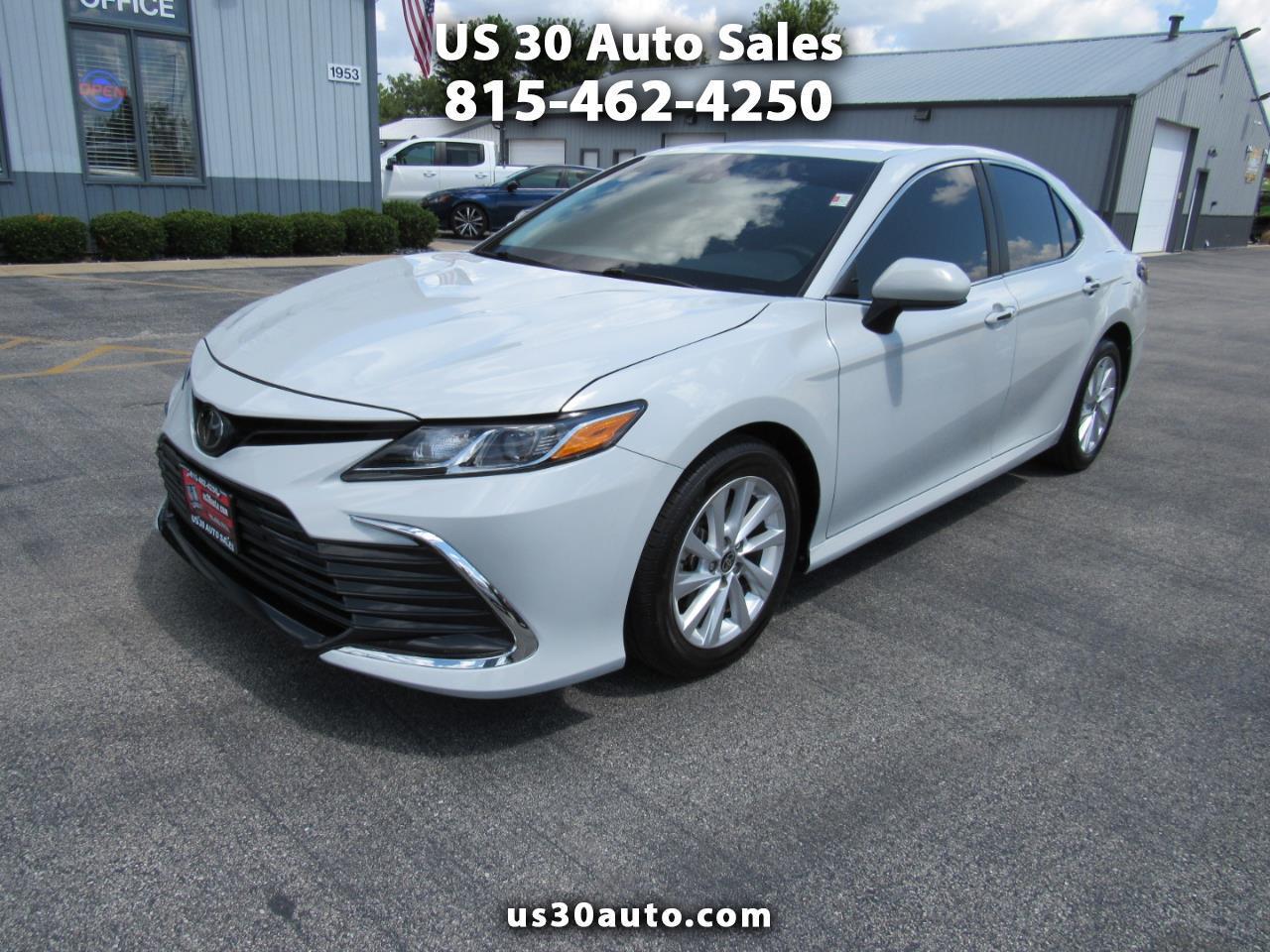 2023 Toyota Camry LE Auto (Natl)