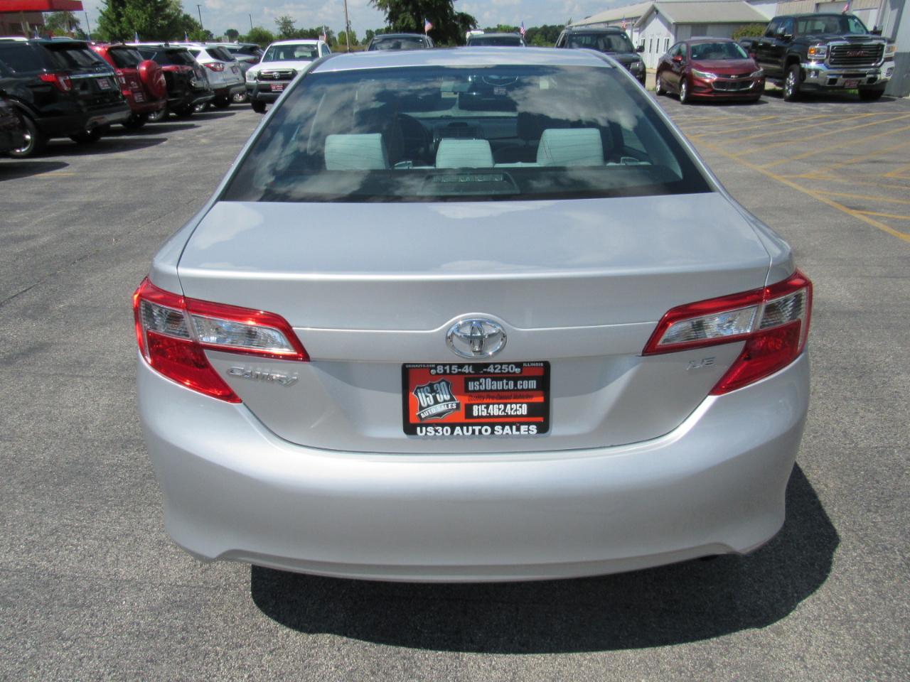Toyota Camry 2014.5 4dr Sdn I4 Auto SE Sport (Natl) 2014