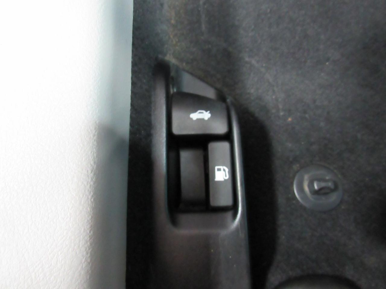 Toyota Camry 2014.5 4dr Sdn I4 Auto SE Sport (Natl) 2014