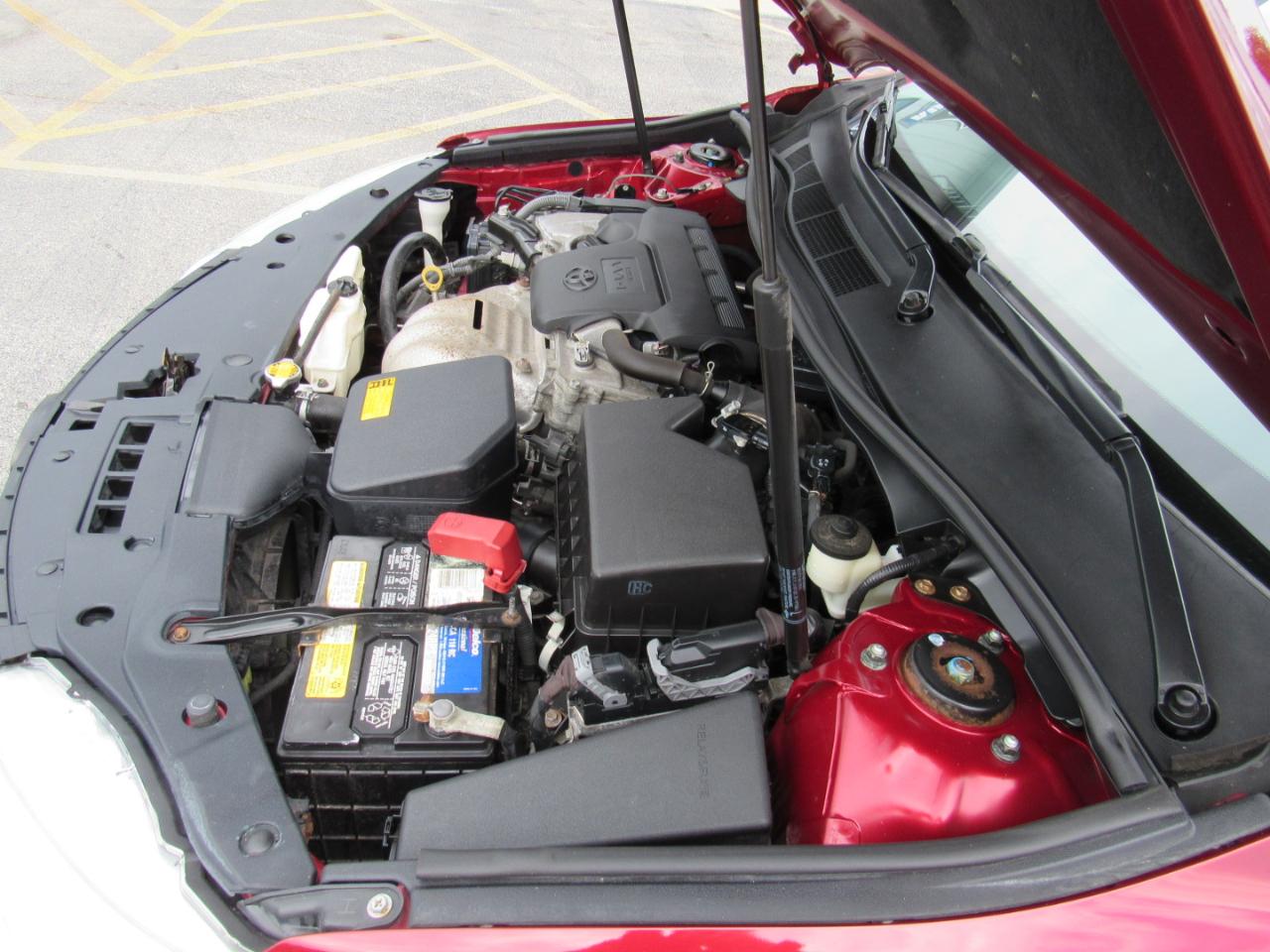 Toyota Camry 4dr Sdn I4 Auto LE (Natl) 2015