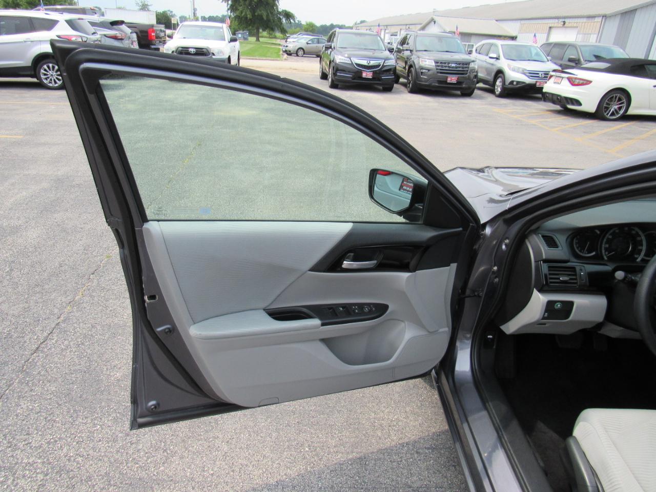 Honda Accord Sedan LX CVT 2017