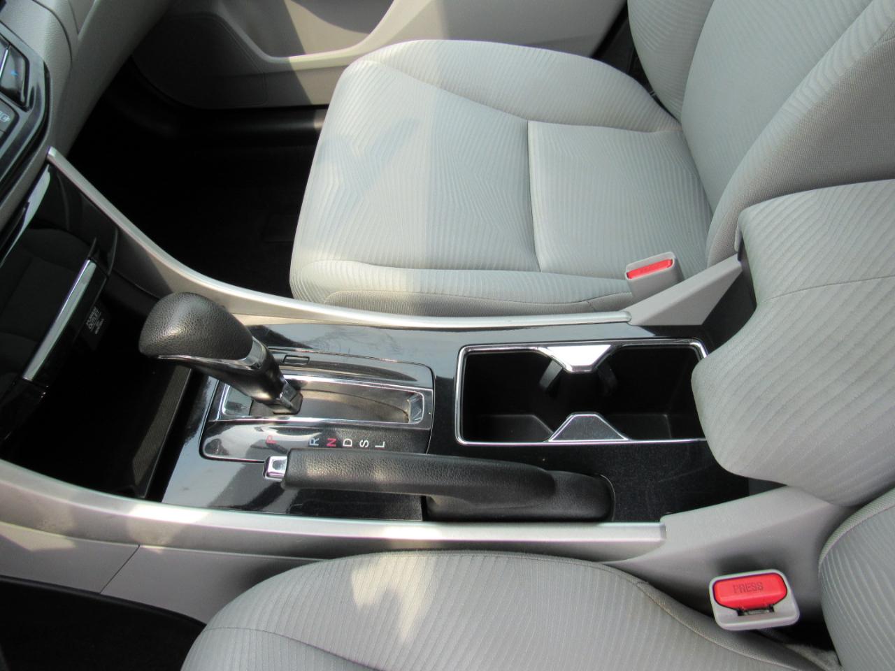 Honda Accord Sedan LX CVT 2017