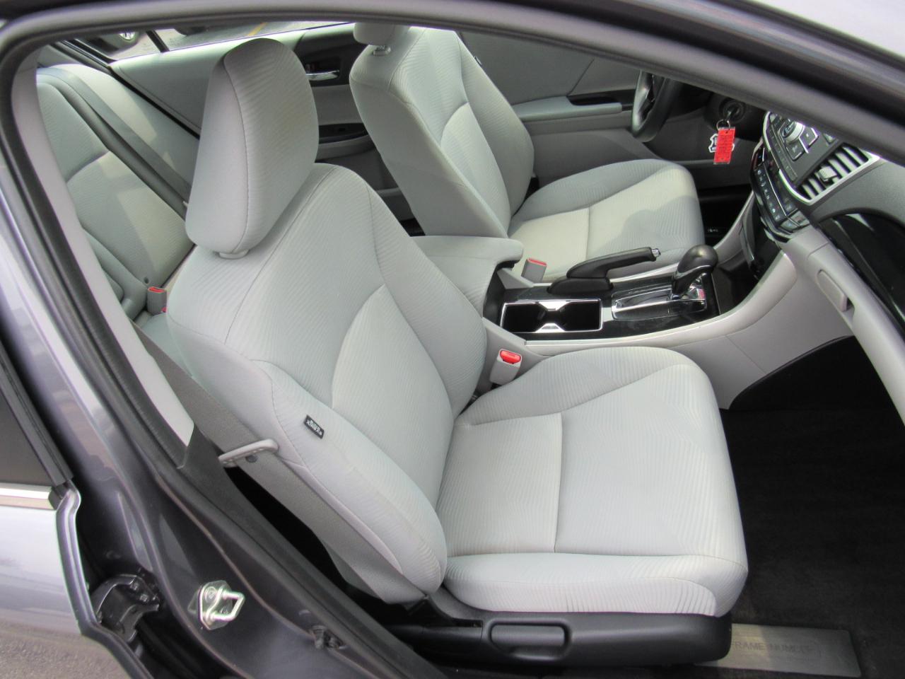 Honda Accord Sedan LX CVT 2017