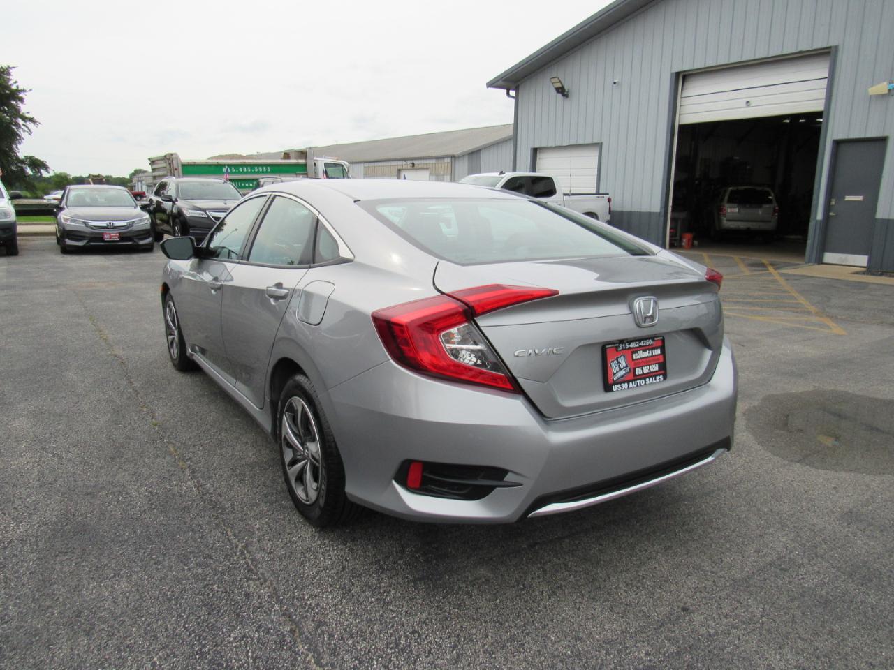 Honda Civic Sedan LX CVT 2019