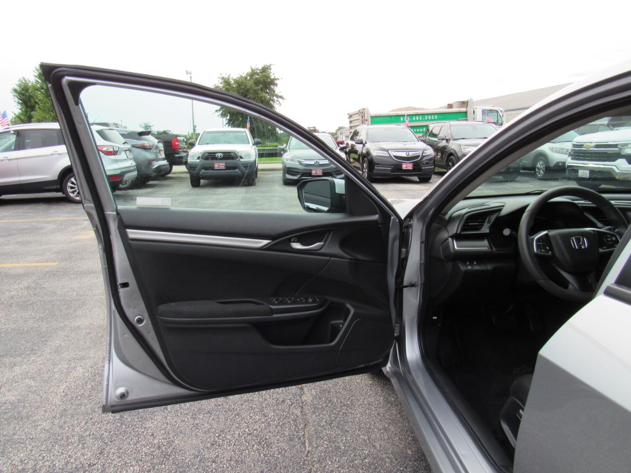 Honda Civic Sedan LX CVT 2019