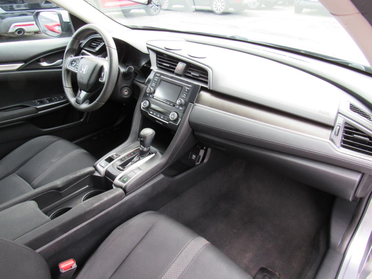 Honda Civic Sedan LX CVT 2019
