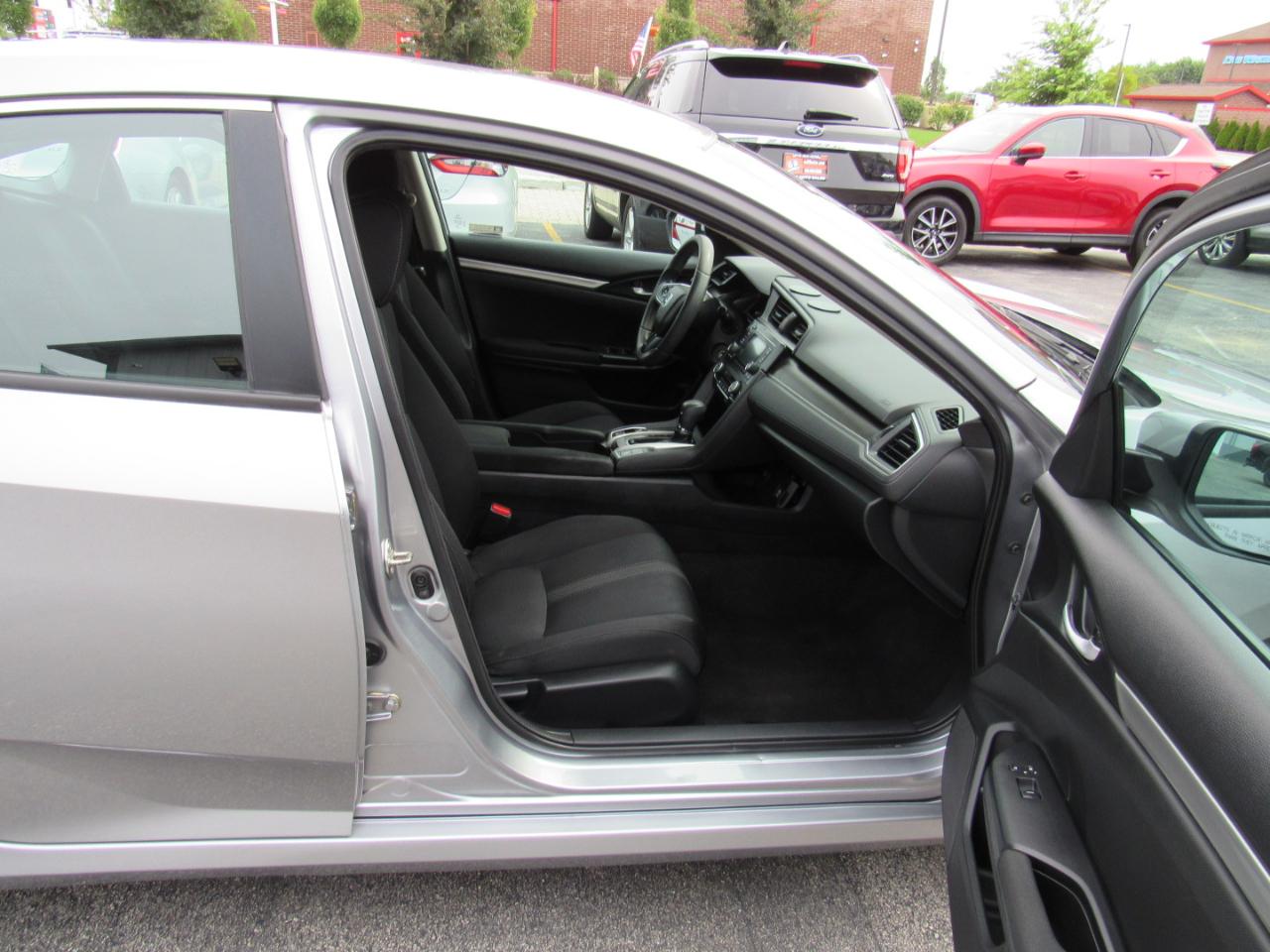 Honda Civic Sedan LX CVT 2019