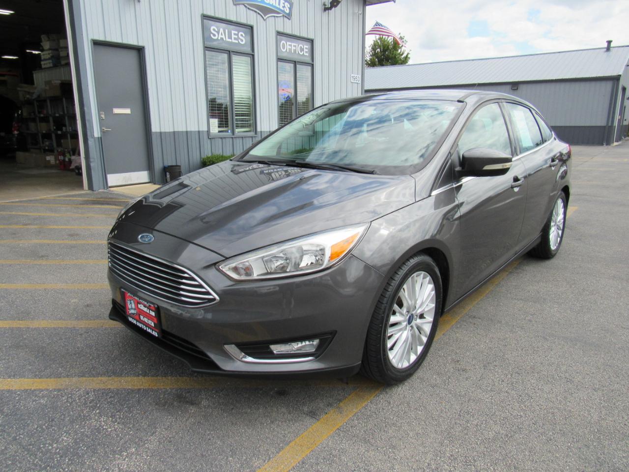 Ford Focus Titanium Sedan 2017
