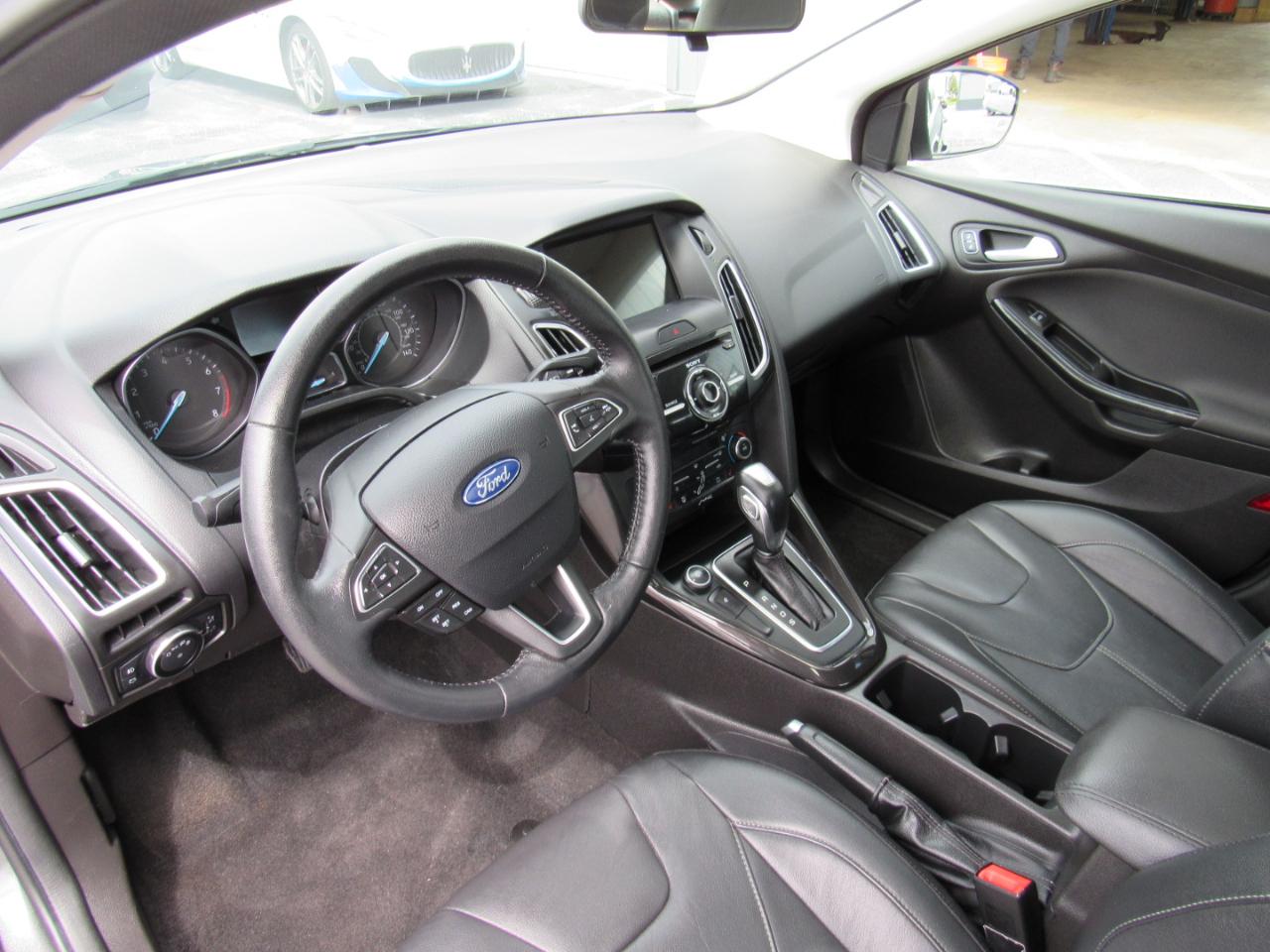 Ford Focus Titanium Sedan 2017