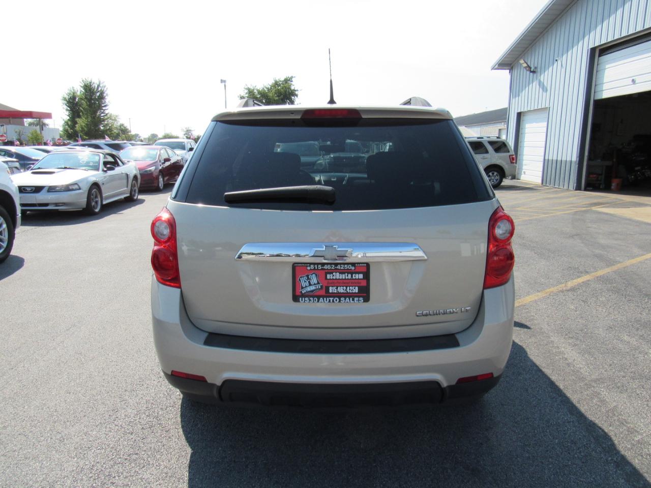 Chevrolet Equinox FWD 4dr LT w/1LT 2011